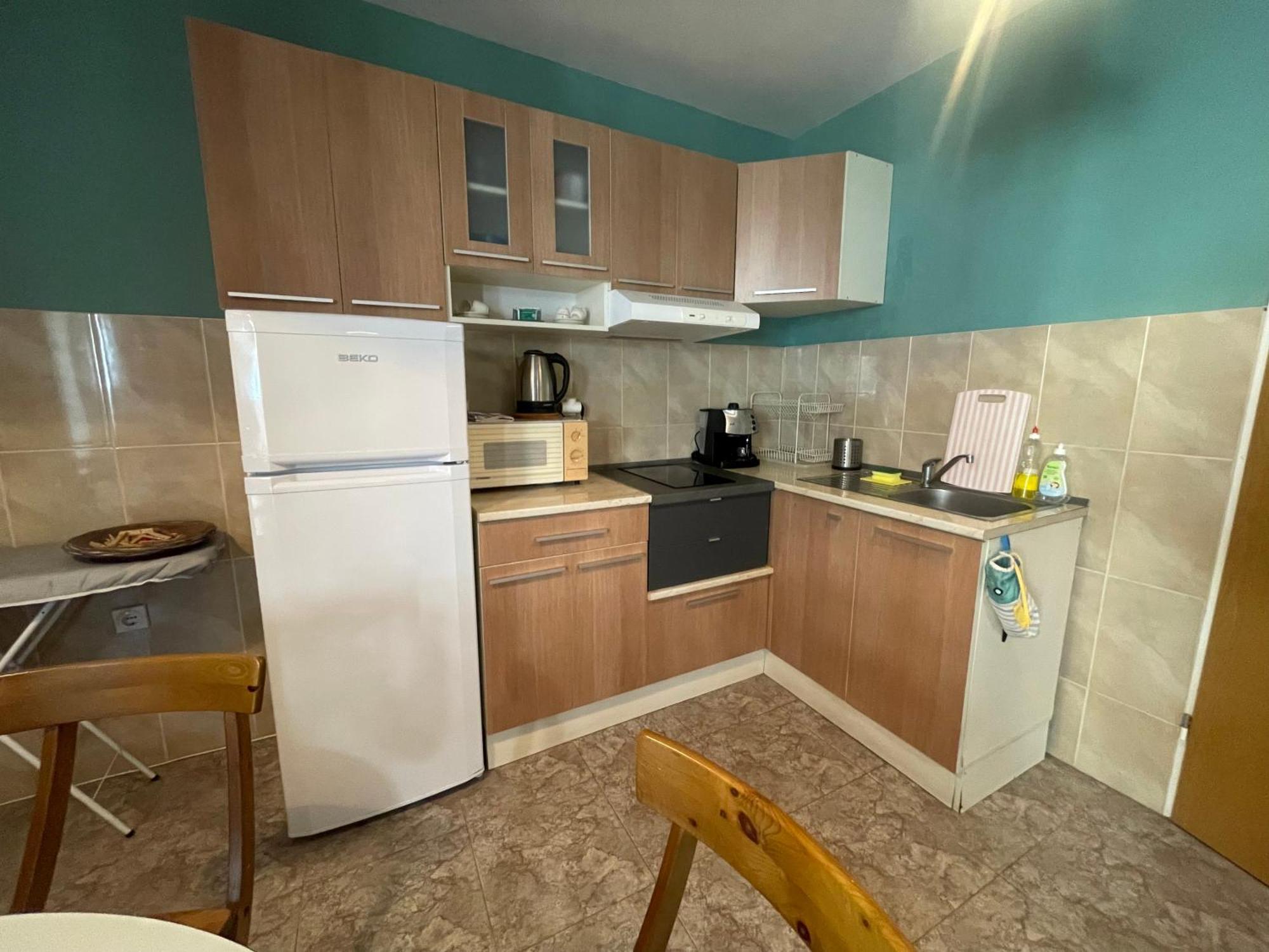 פומורי Comfort Apartment מראה חיצוני תמונה