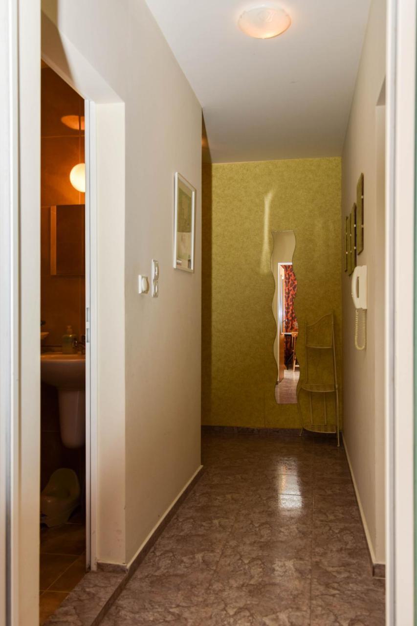 פומורי Comfort Apartment מראה חיצוני תמונה