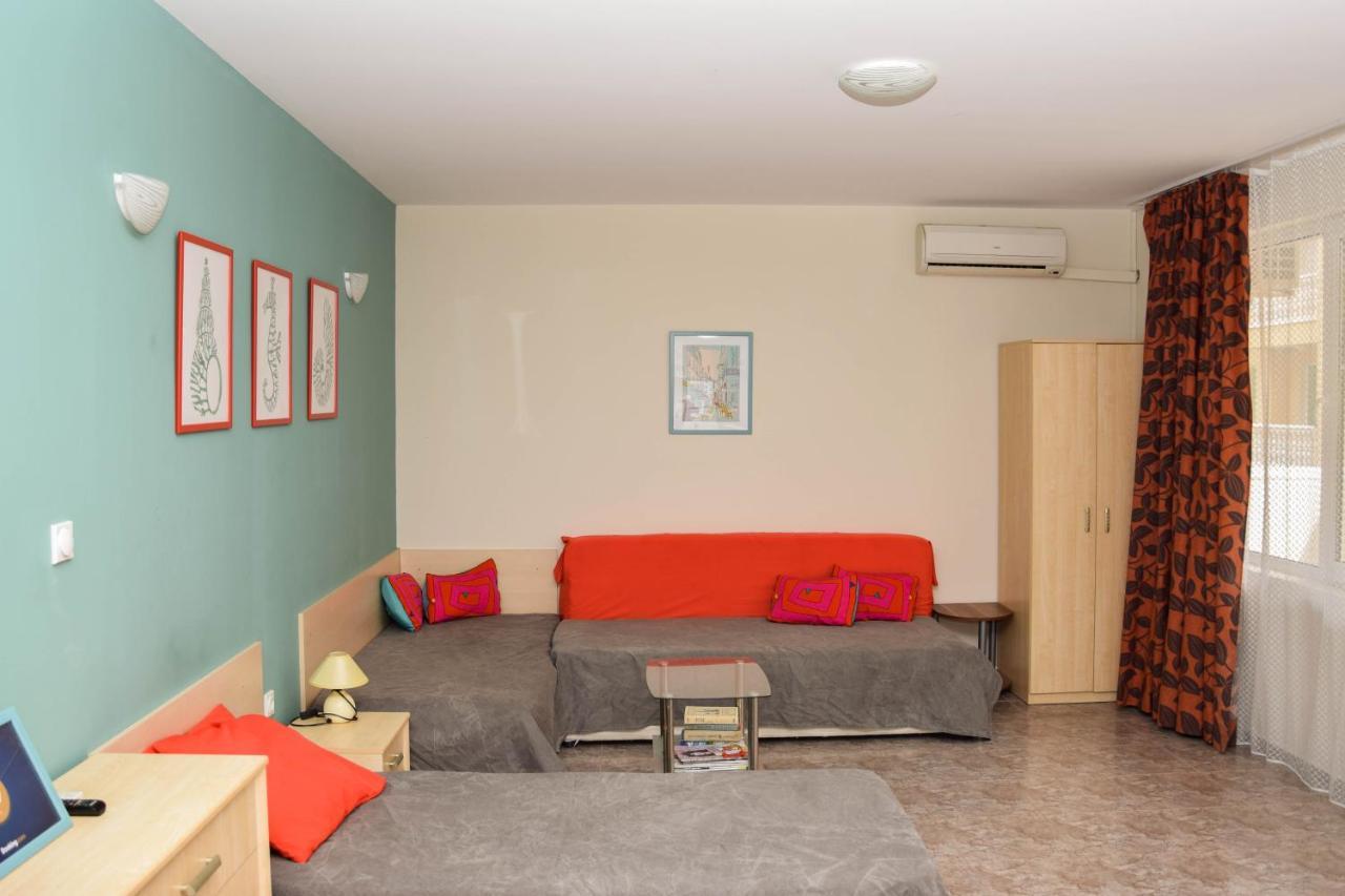 פומורי Comfort Apartment מראה חיצוני תמונה